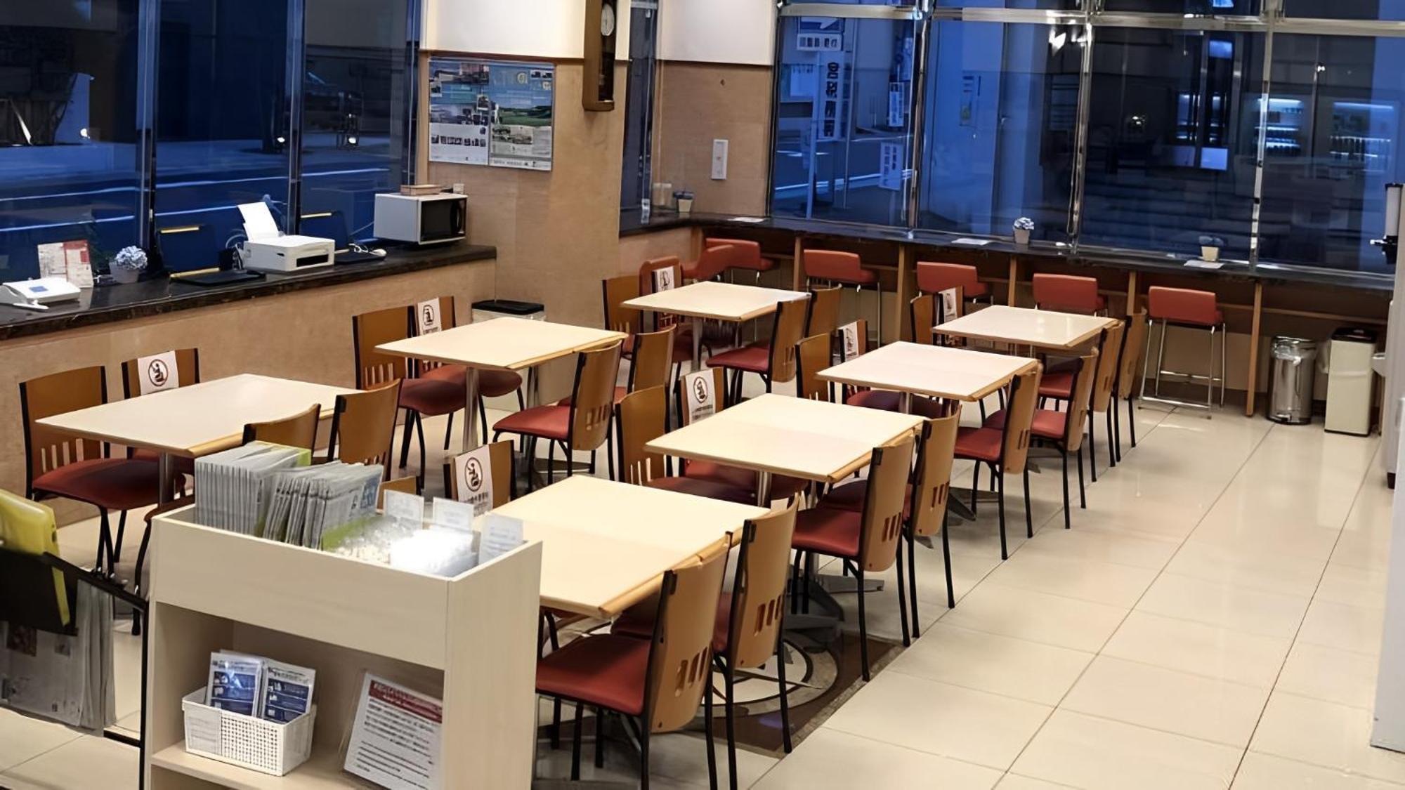Toyoko Inn Nagoya Owari Ichinomiya Ekimae Екстер'єр фото