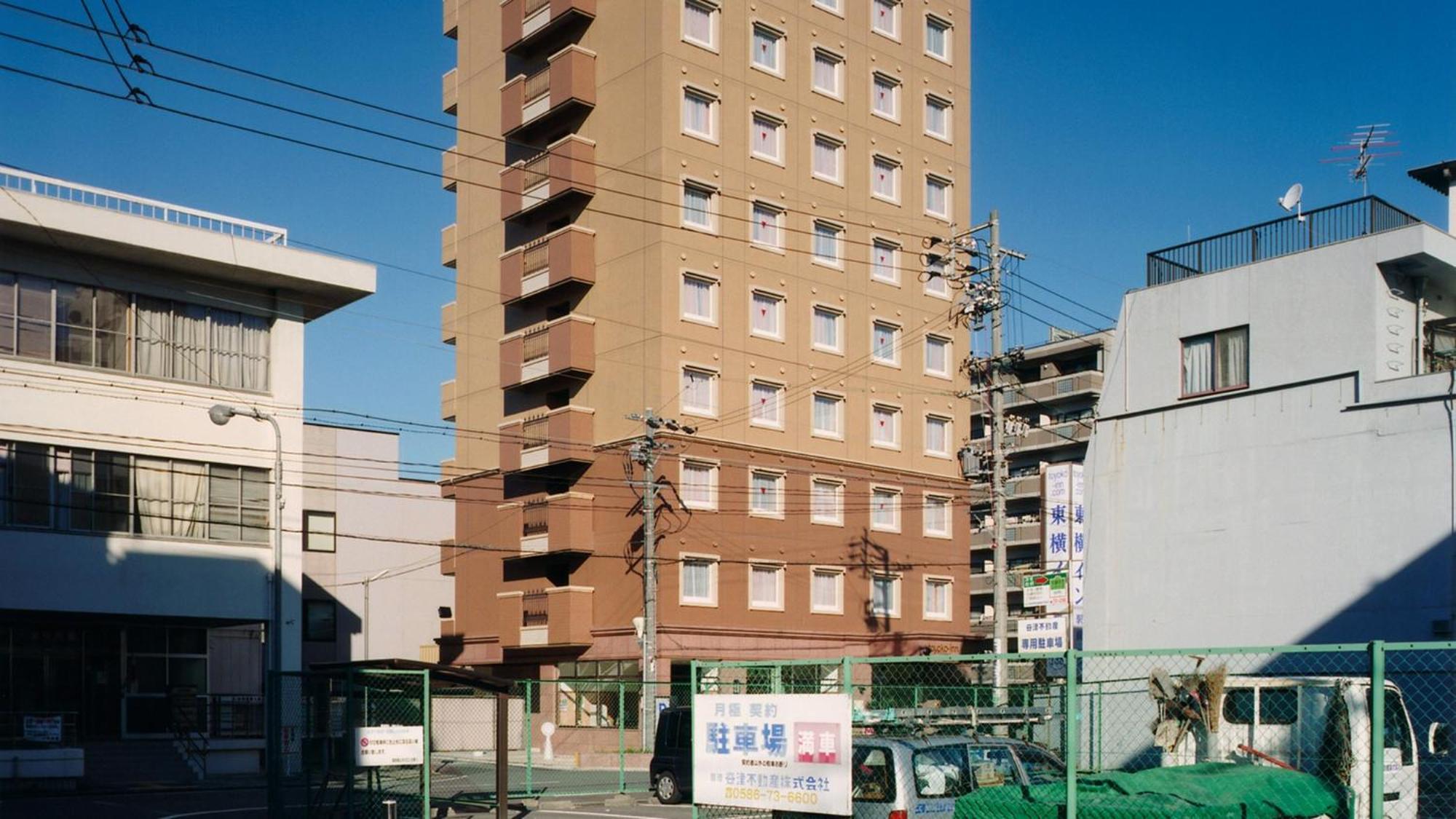 Toyoko Inn Nagoya Owari Ichinomiya Ekimae Екстер'єр фото