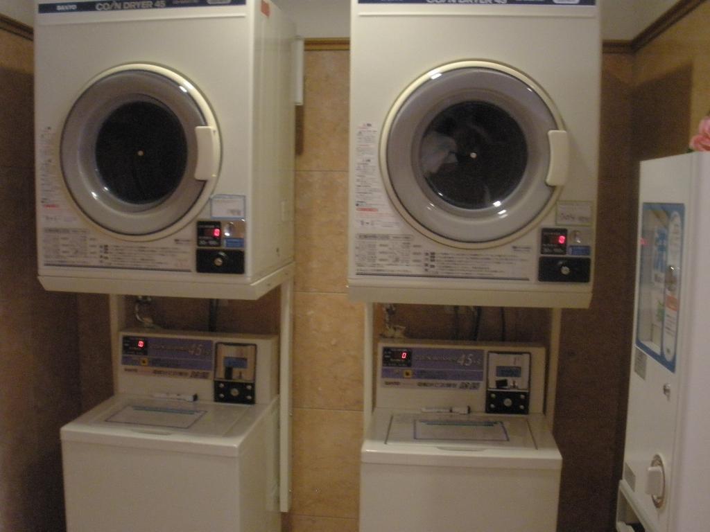 Toyoko Inn Nagoya Owari Ichinomiya Ekimae Екстер'єр фото