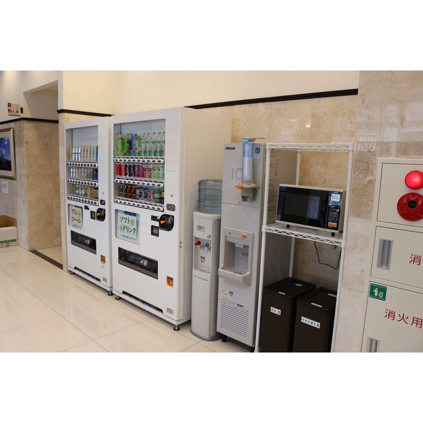 Toyoko Inn Nagoya Owari Ichinomiya Ekimae Екстер'єр фото